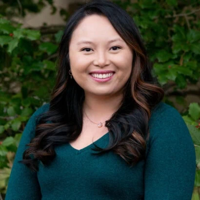 Headshot of Dr. Anh Volzone, OD.